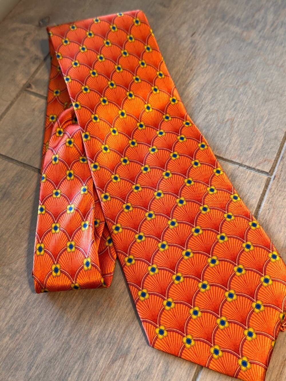 Vibrant! Fabergé Men’s Silk Tie